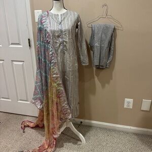 Gray Striped Kurta with Floral Scarf and Trouser